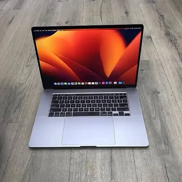 MacBook Pro 2019 16 inch 10/10 0