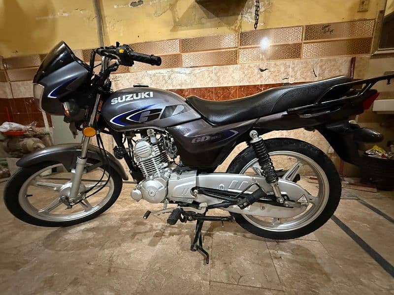 Suzuki GD 110s 3