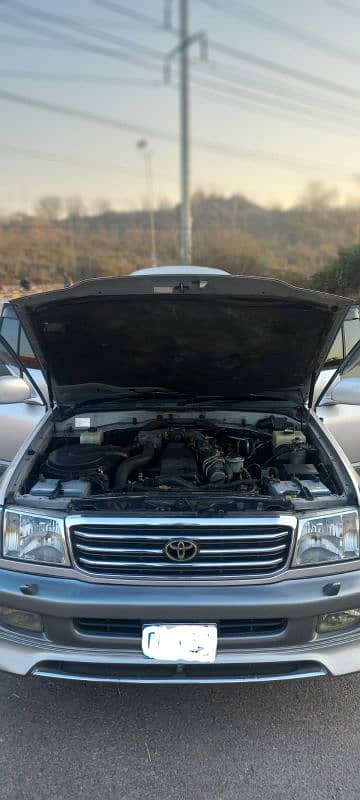 Toyota Land Cruiser 4.2D Vx limited 2