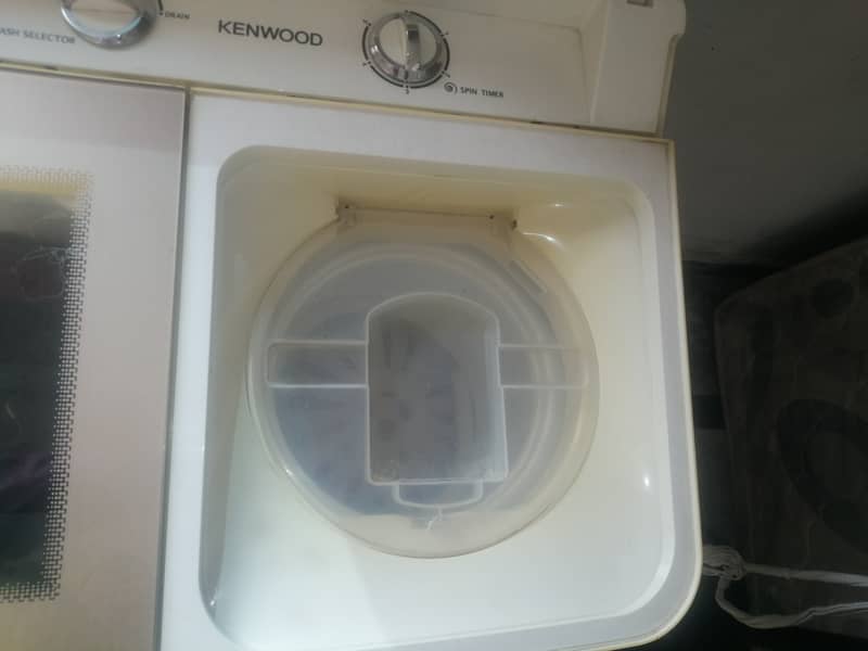 Kenwood washing machine with spinner attached 15