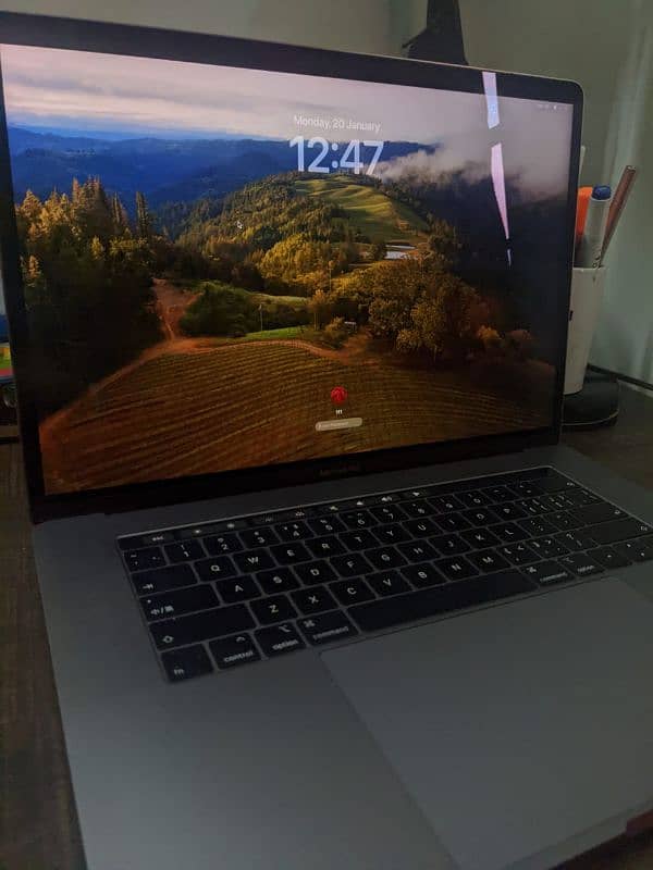 MacBook Pro 2018 15-inch,2018 3