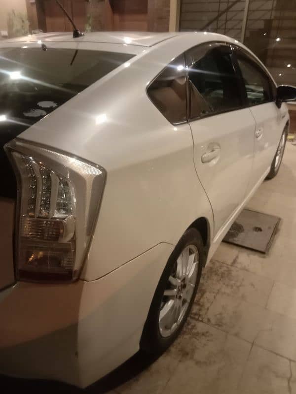 Toyota Prius 2011 9