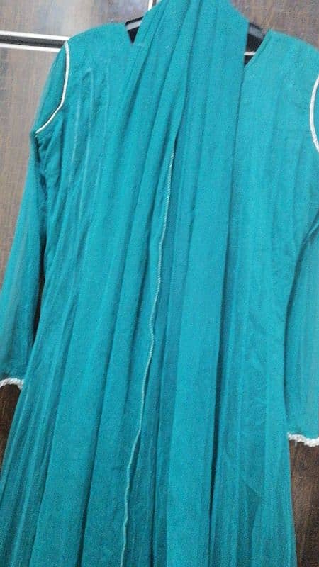 formal dress new condition embroidery 0