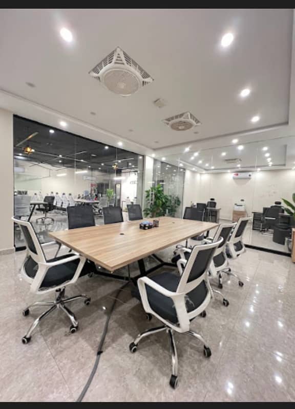 3000 SQFT FULLY FURNISHED office FOR RENT READY TO SHIFT 2