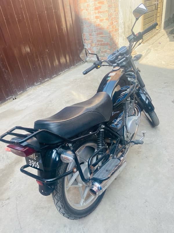 Suzuki gs150 3