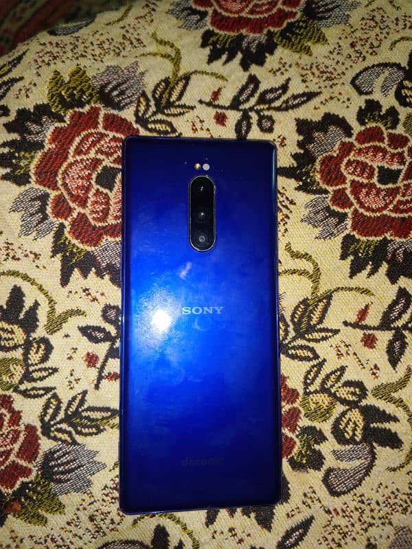 Sony Xperia 1 6