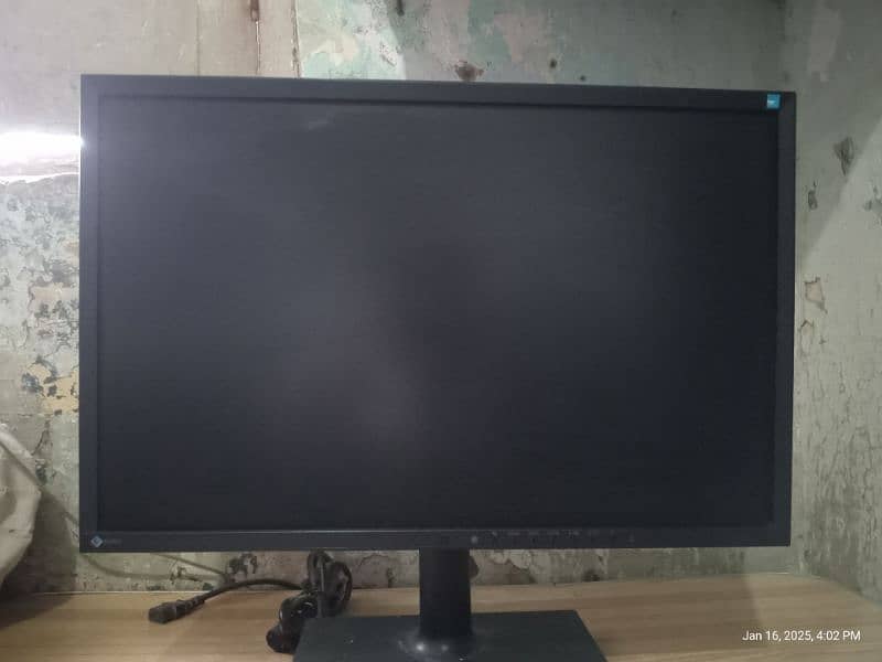 Eizo 22 Inches LCD 5