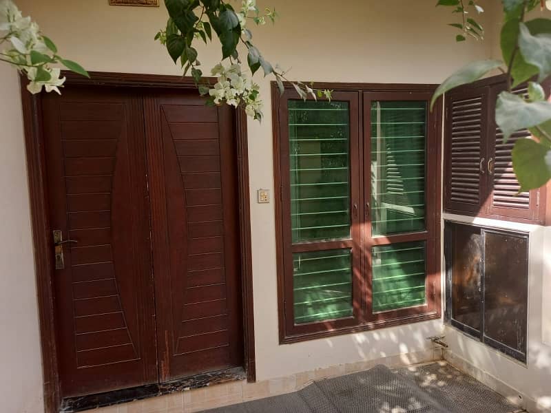 House for Sale in Jauhar 12