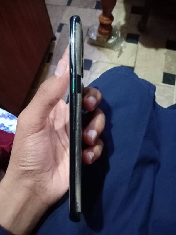 OPPO RENO 6 (128 GB) 3