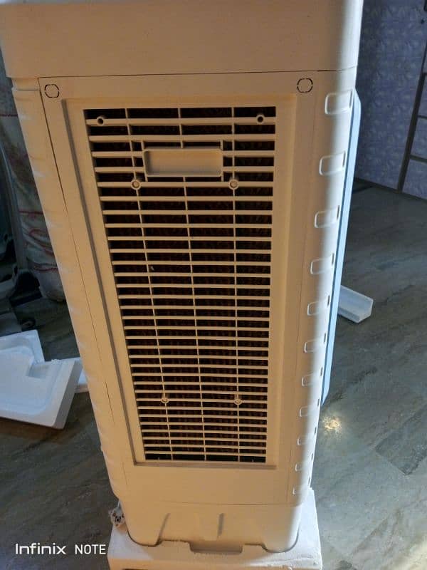 new room air cooler only 2 days used 2