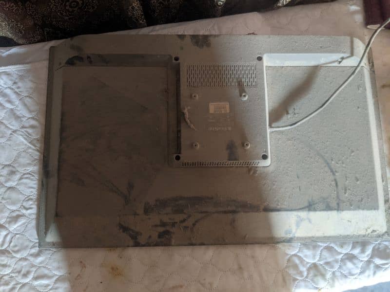 lcd for sale broken 1