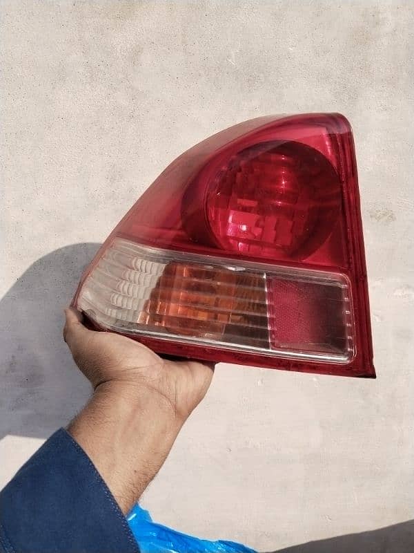 Honda civic 2001 to 2005 back lights 1