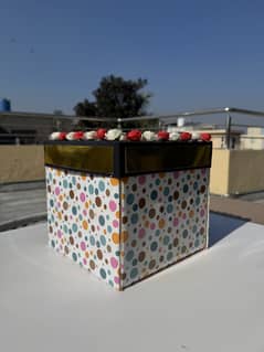 Explosion box for gift