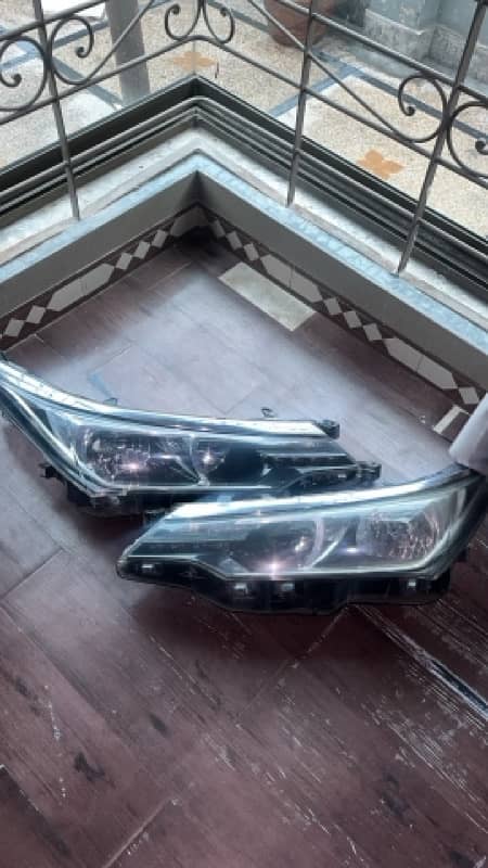 COROLLA HEADLIGHTS 1