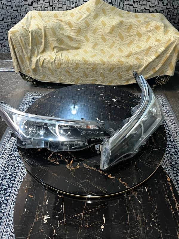 COROLLA HEADLIGHTS 3