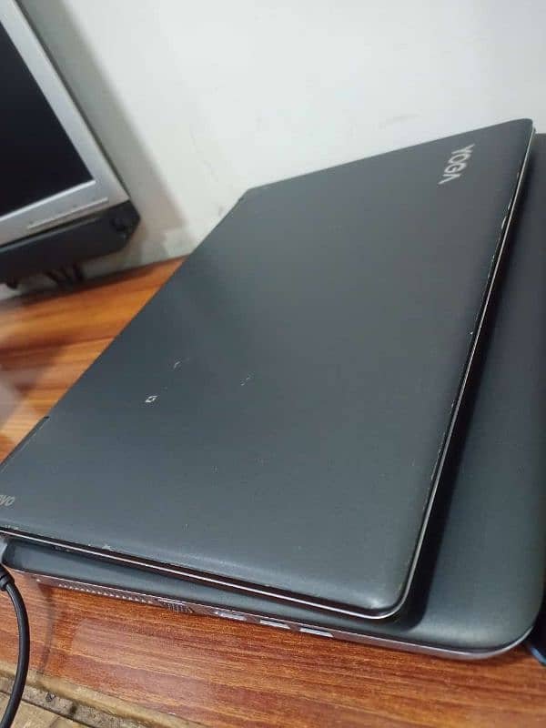 Lenovo yoga . i5.7gen 8