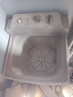 Toyo Washing Machine