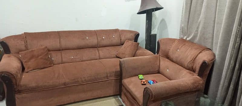 Five seater Sofa with Two chairs 4