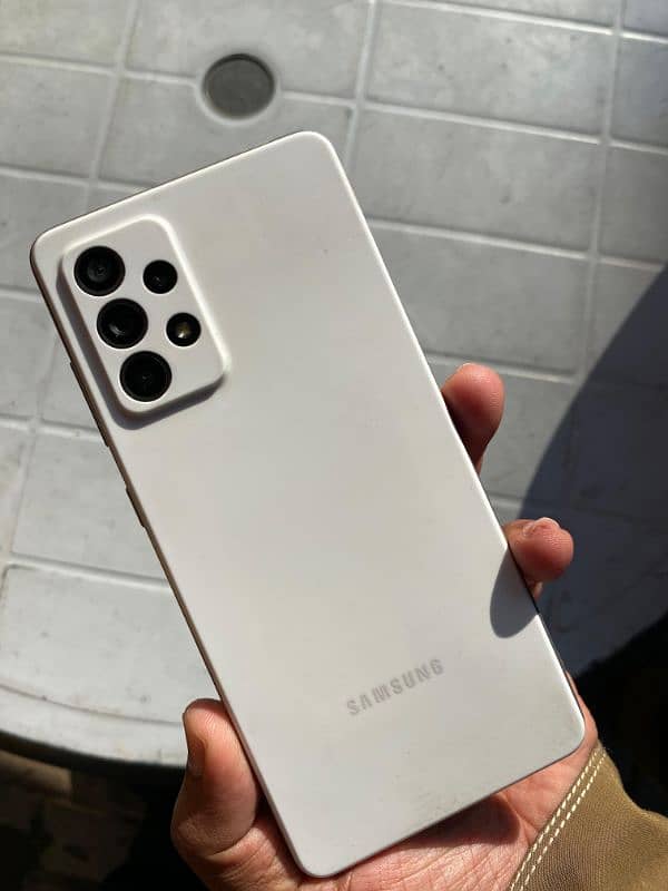 SAMSUNG A52S LOOK LIKE BRAND NEW 0