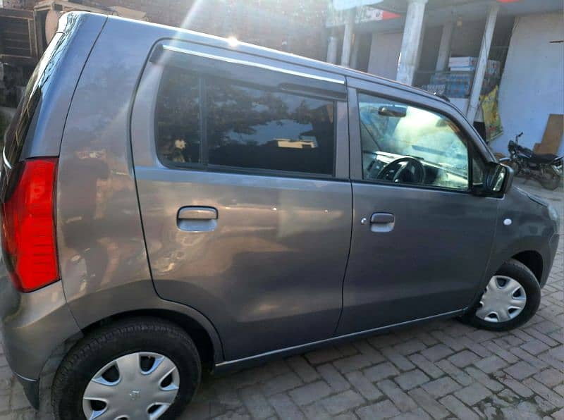 Suzuki Wagon R 2017 lush car 4