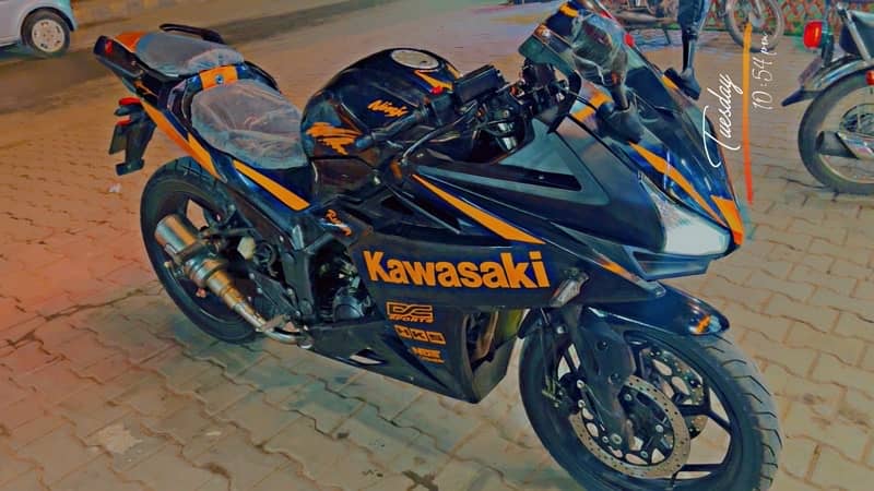 kawasaki ninja h2R raplica 10/9 condition all ok bike 0