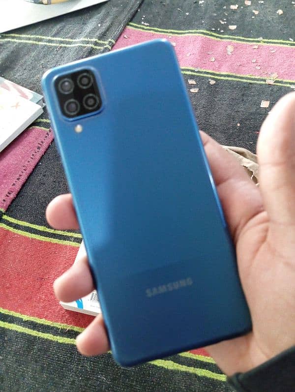 Samsung Galaxy a12 2