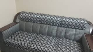 New sofa set urgent sale