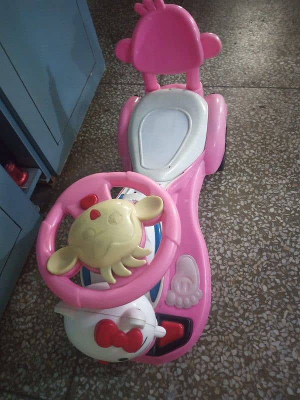 hello kitty car 0