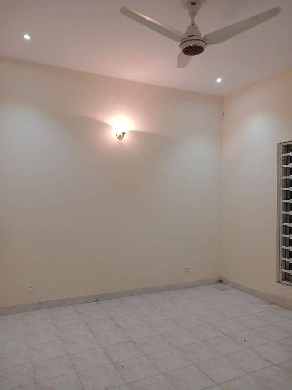 AWAMI VILLA 6 BAHRIA TOWN FOR RENT 5