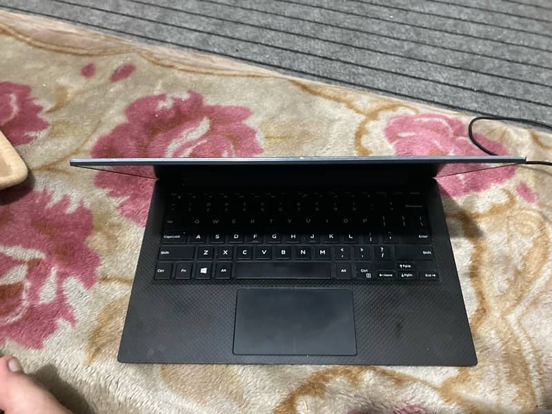 Dell XPS 13 9360 | i7 7th Gen 4k Touch 5