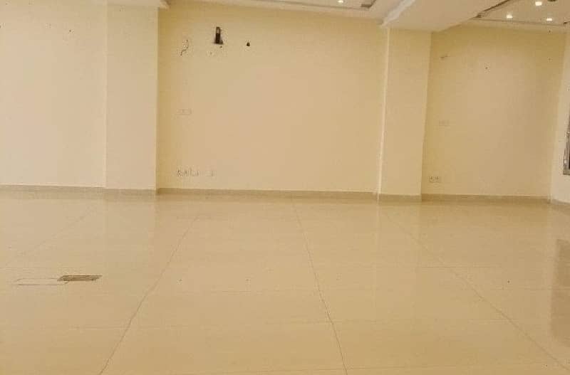 8 Marla 1st Floor Office With Elevator For Rent In DHA Phase 8,Block D, Lahore. 2