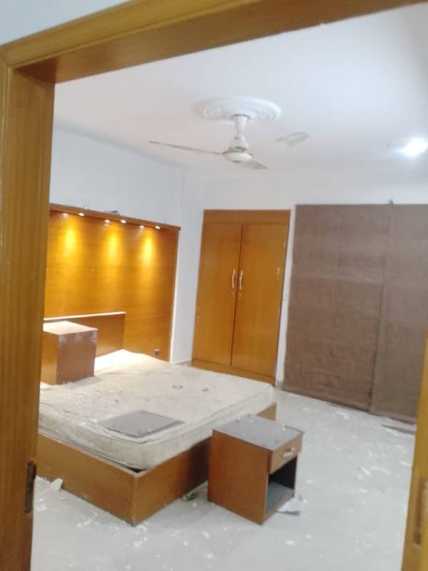 Apartment f0r rent dha karachi 2