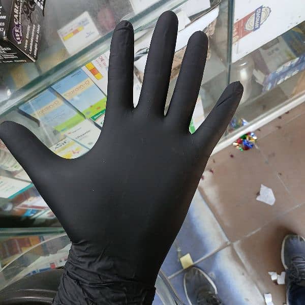 Nitrile gloves black 3