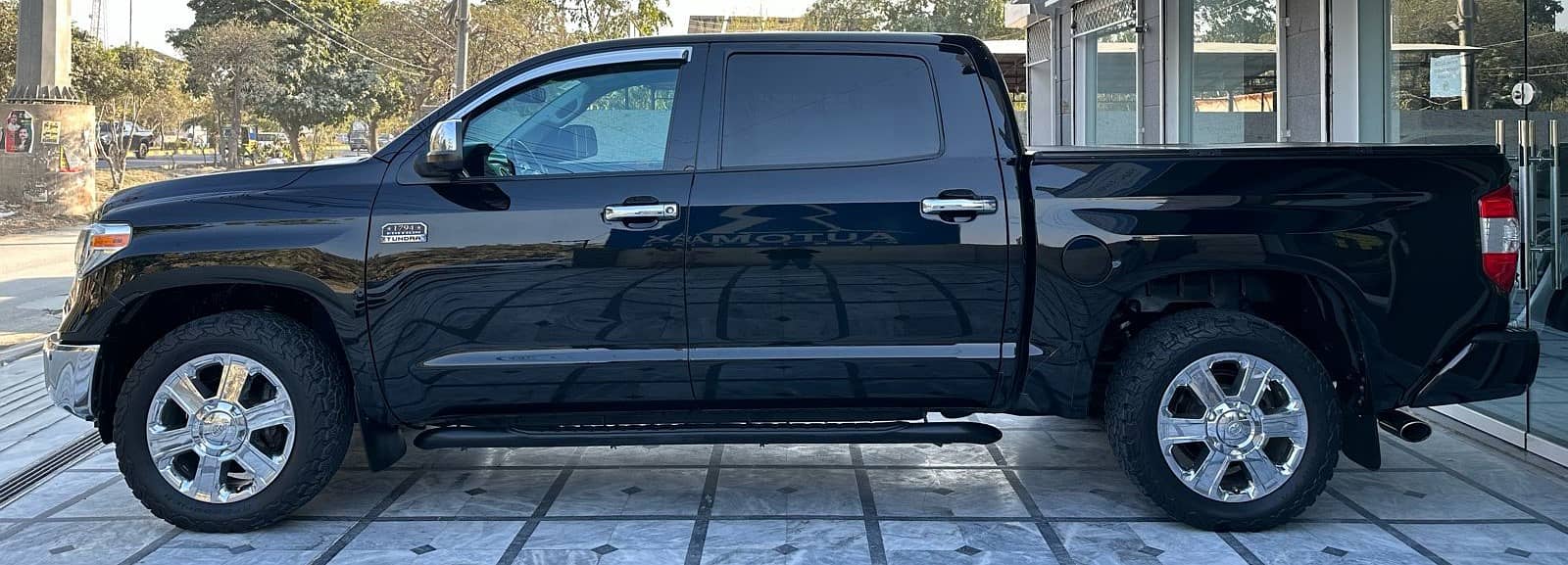 Toyota Tundra - 2018 4