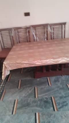 new  glass dining table in taali very good condition