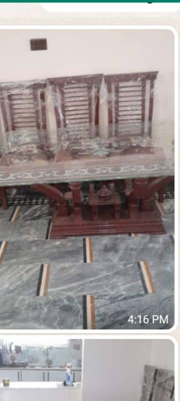 new  glass dining table in taali very good condition 3