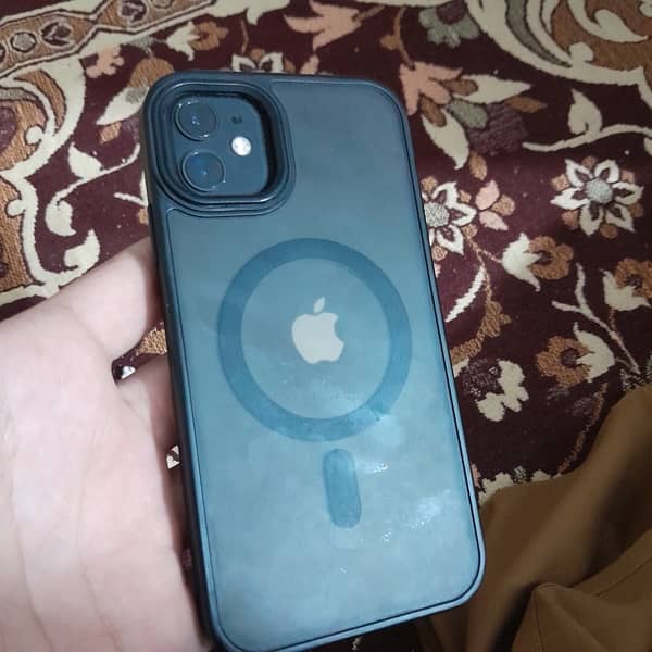 i Phone 11 64gb 10/10 condition 0