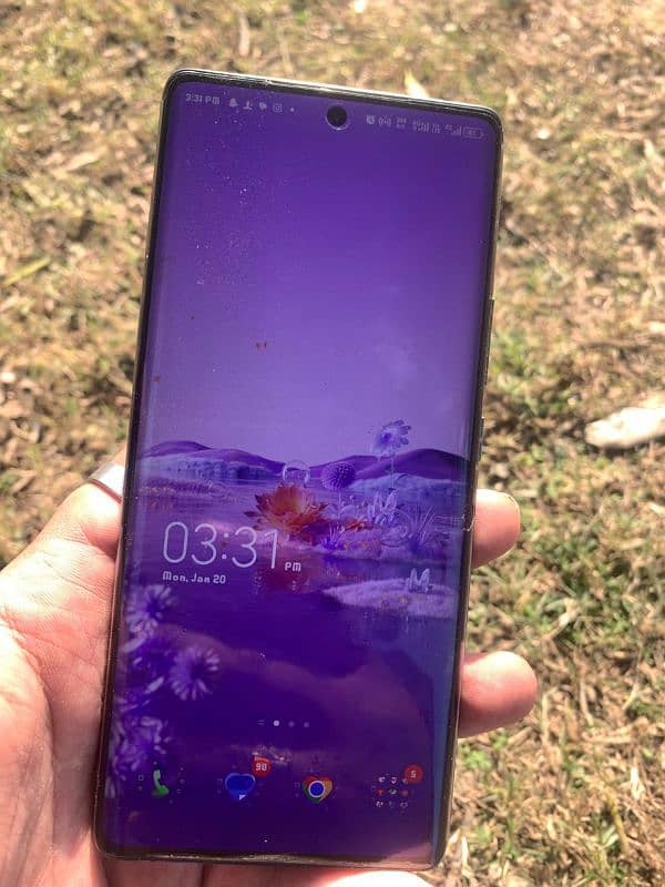 Tecno Spark 20 pro plus 8/256 edge 0