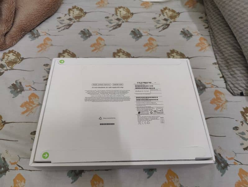 Macbook Air 2024 M3 16/256 1