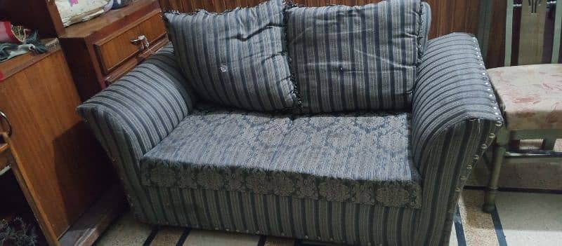 sofa 4 sale 2