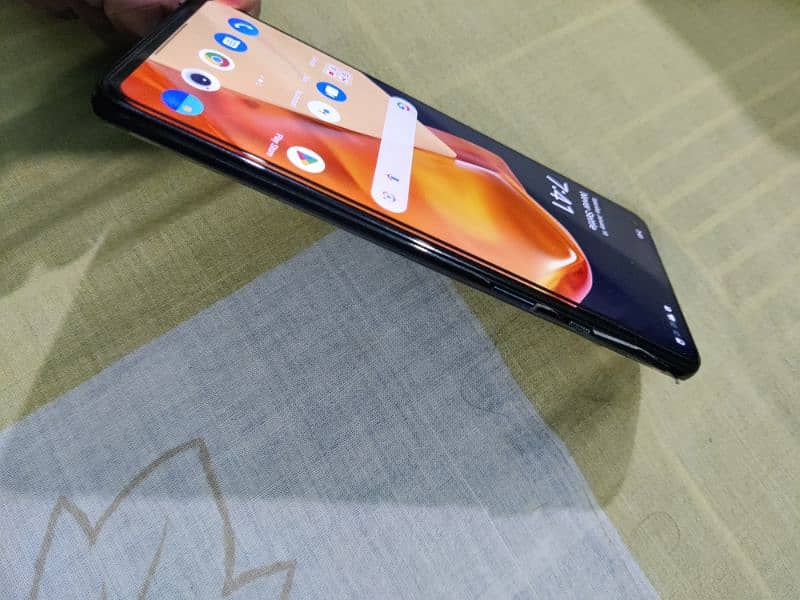 One Plus 9 for Sale 3