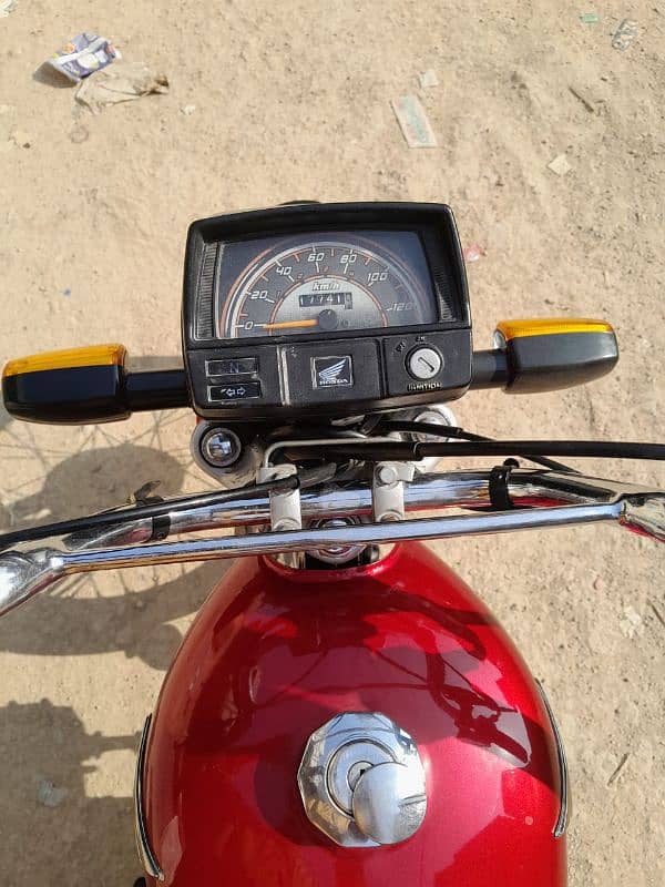 HONDA CD 70 (PUNJAB REGISTERED) 3