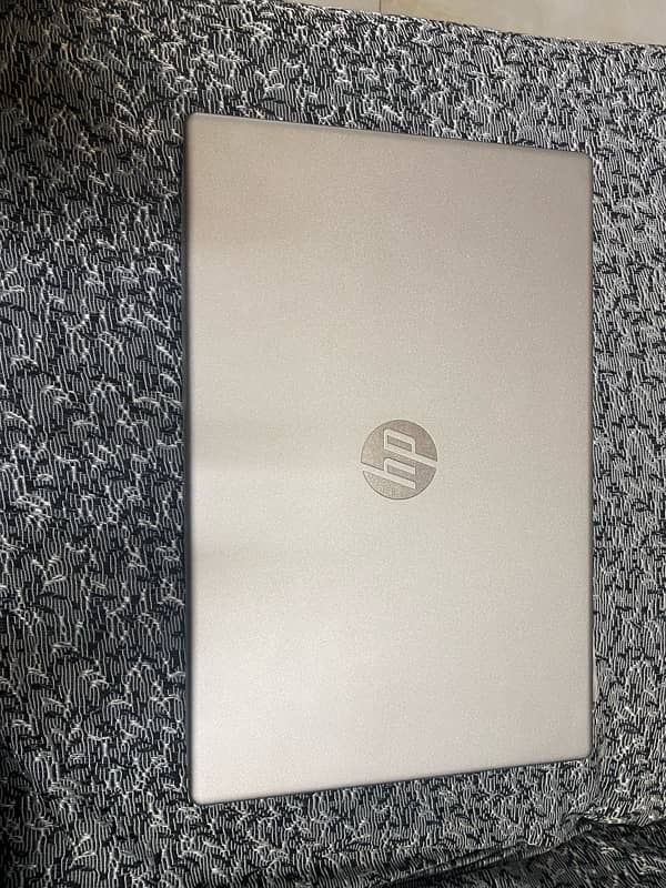 hp 15.6” corei5 12th gen 4