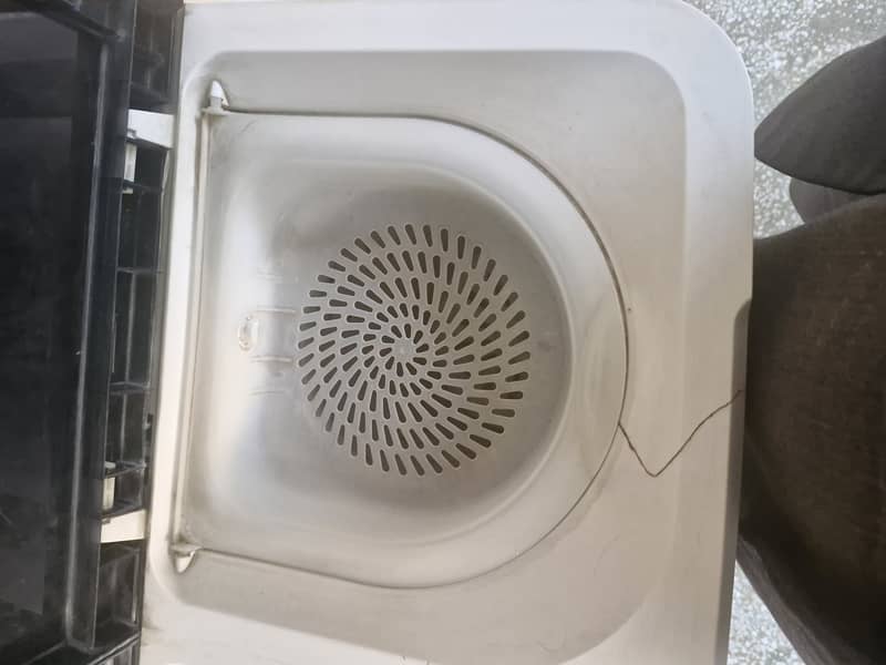 Used Wasing /Drying machine  for sale 5