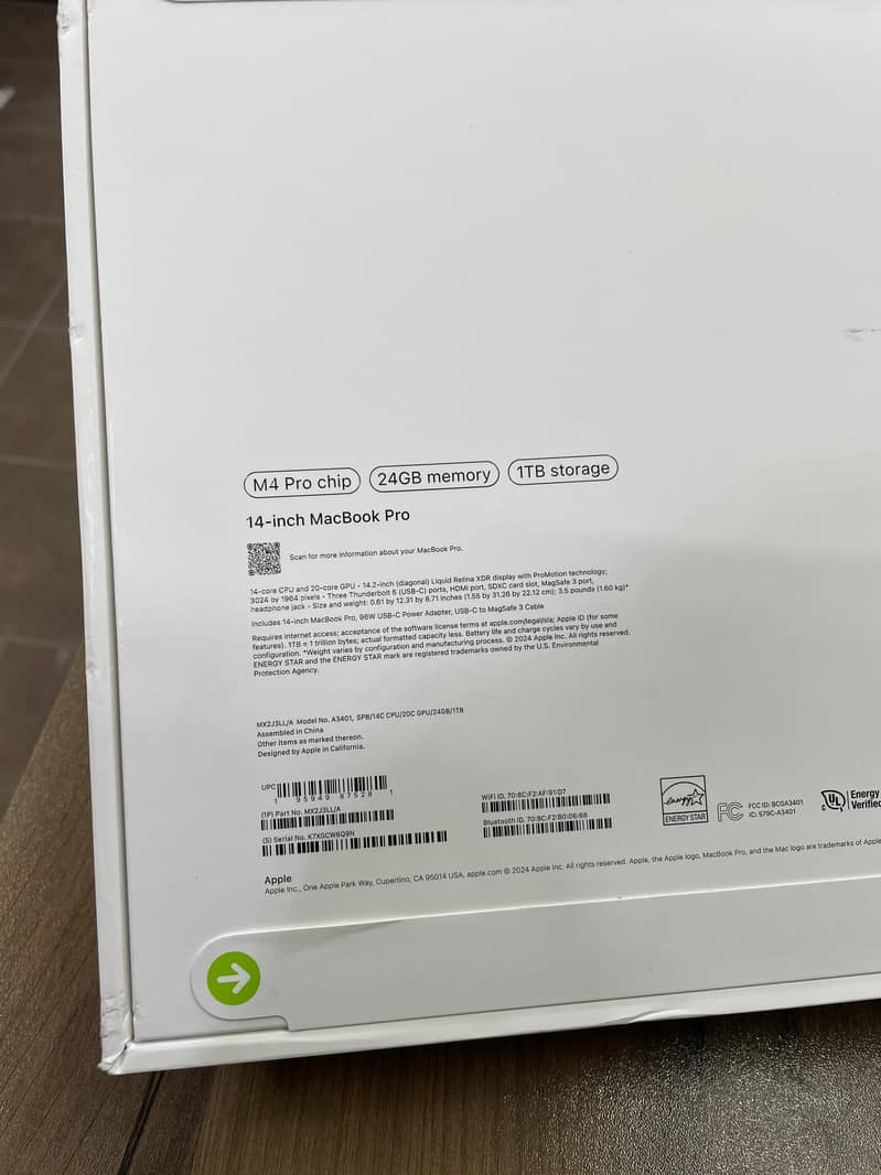 Apple Macbook Pro M4 Chip14" 24/1Tb new 2