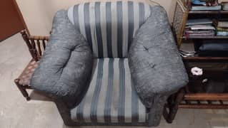 Used 7 seater sofa set