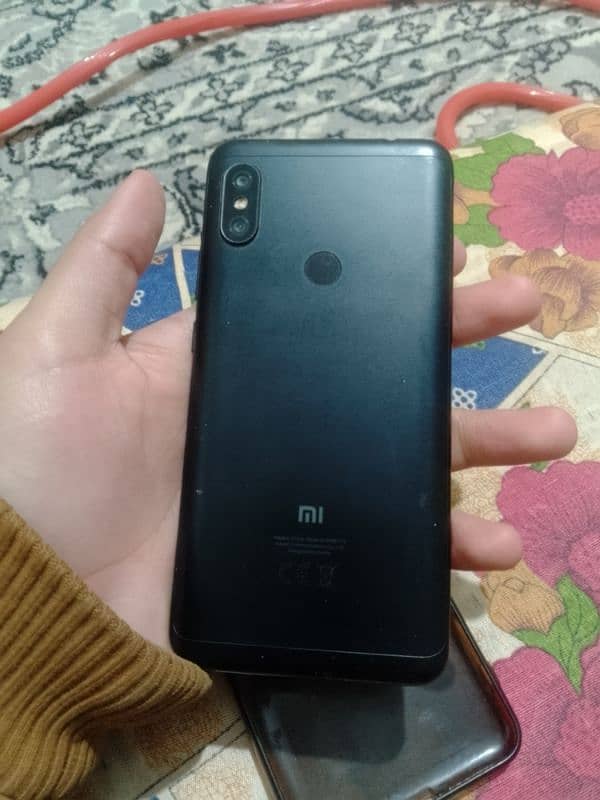 Redmi note 6 pro (price is negotiable) 1