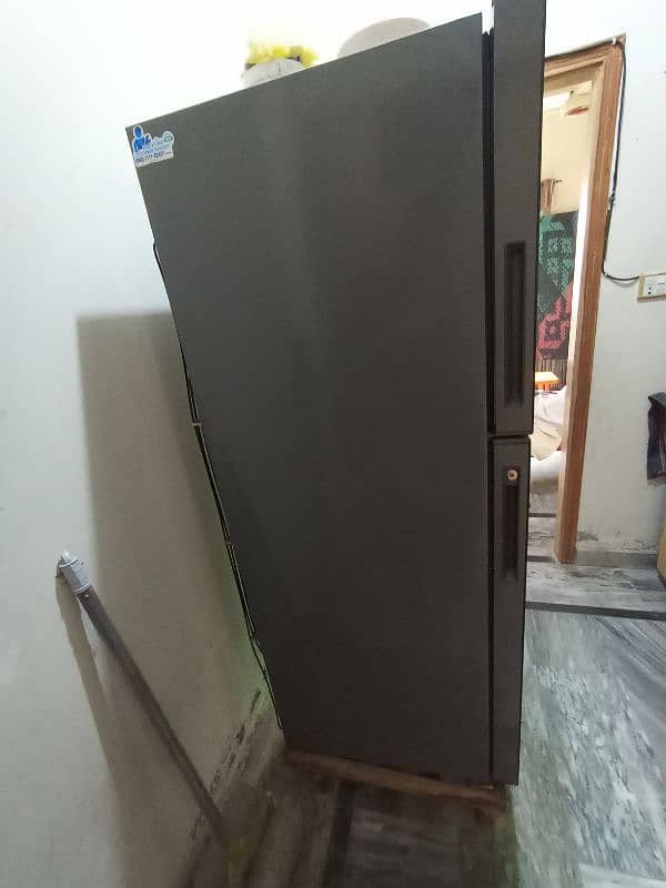 Haier hrf345 Refrigerator 1