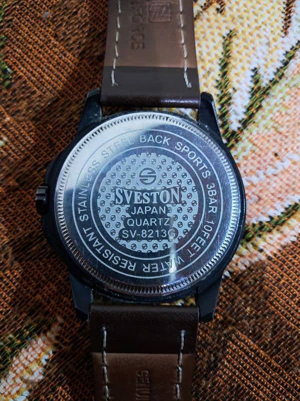 Sveston Watch 1