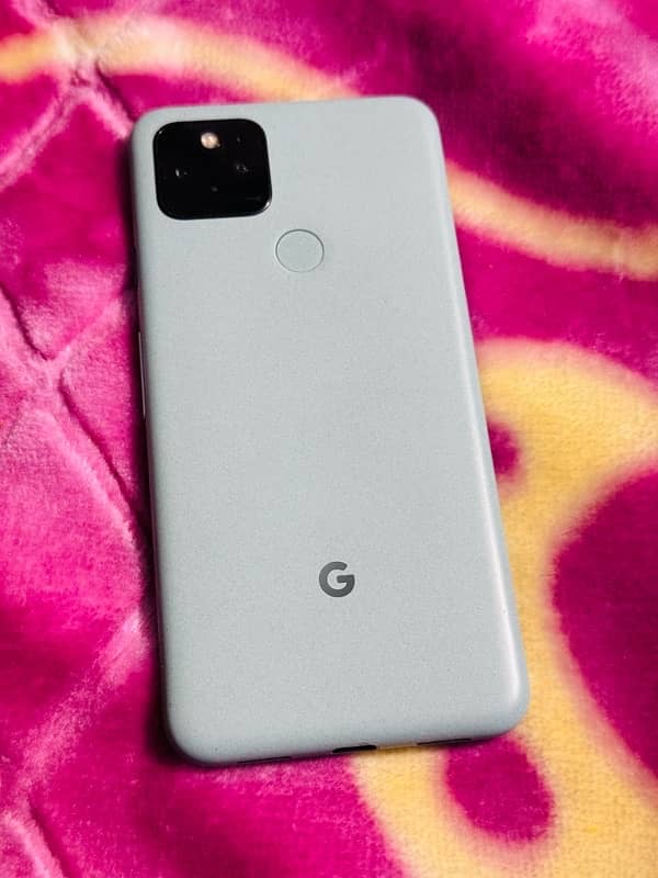 Pixel 5 green 1